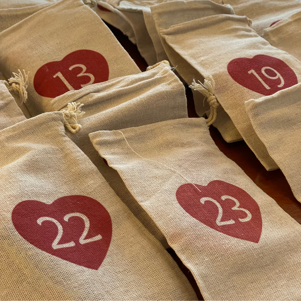 Ungefüllte Adventskalendersäckchen