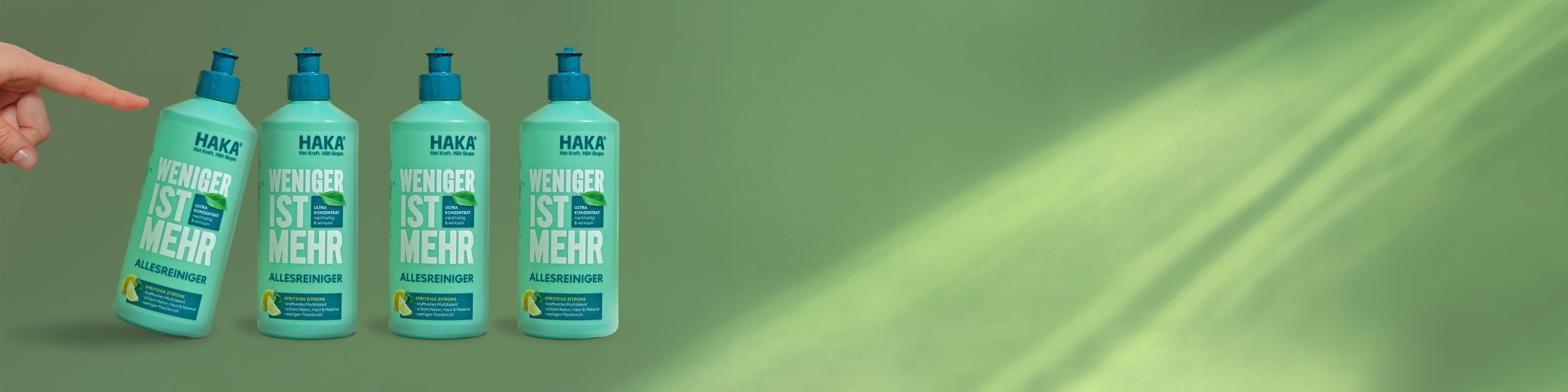 Vier Flaschen Weniger ist Mehr Allesreiniger