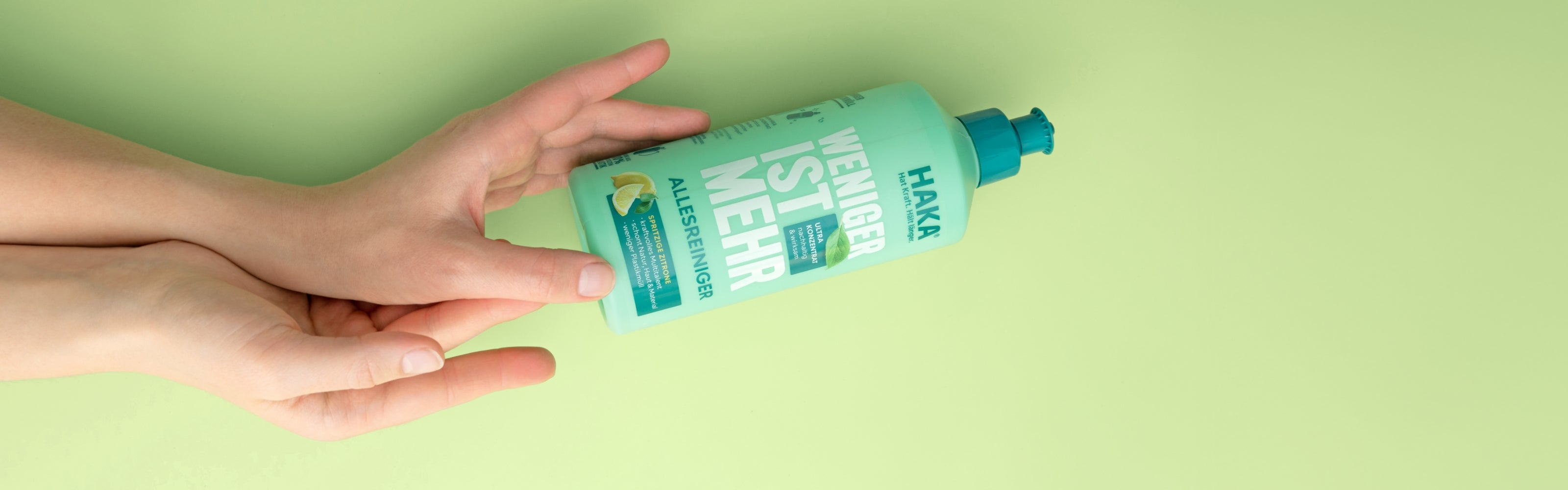 Hände und HAKA Allesreiniger
